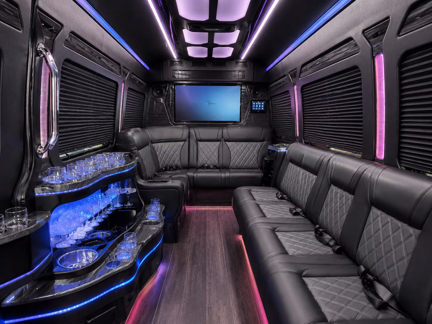 hemet keep your sports team or fan group on schedule with a hemet bus rental