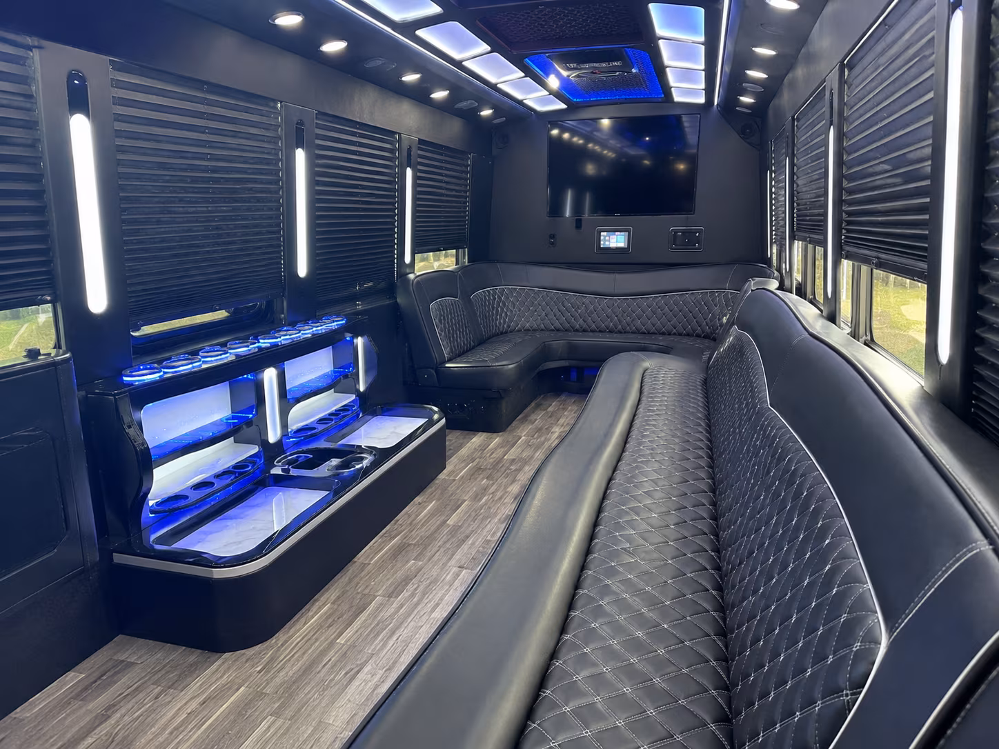 temecula holiday party bus rental