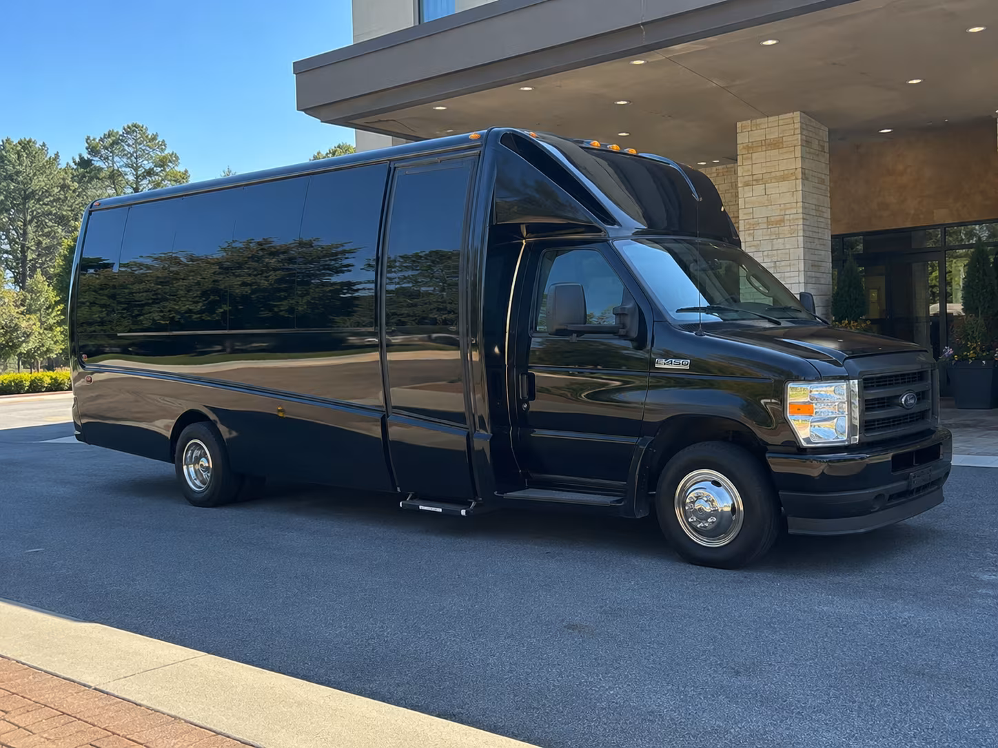 temeculacharterbuscompany com can help you plan bachelorette and wedding transportation in temecula