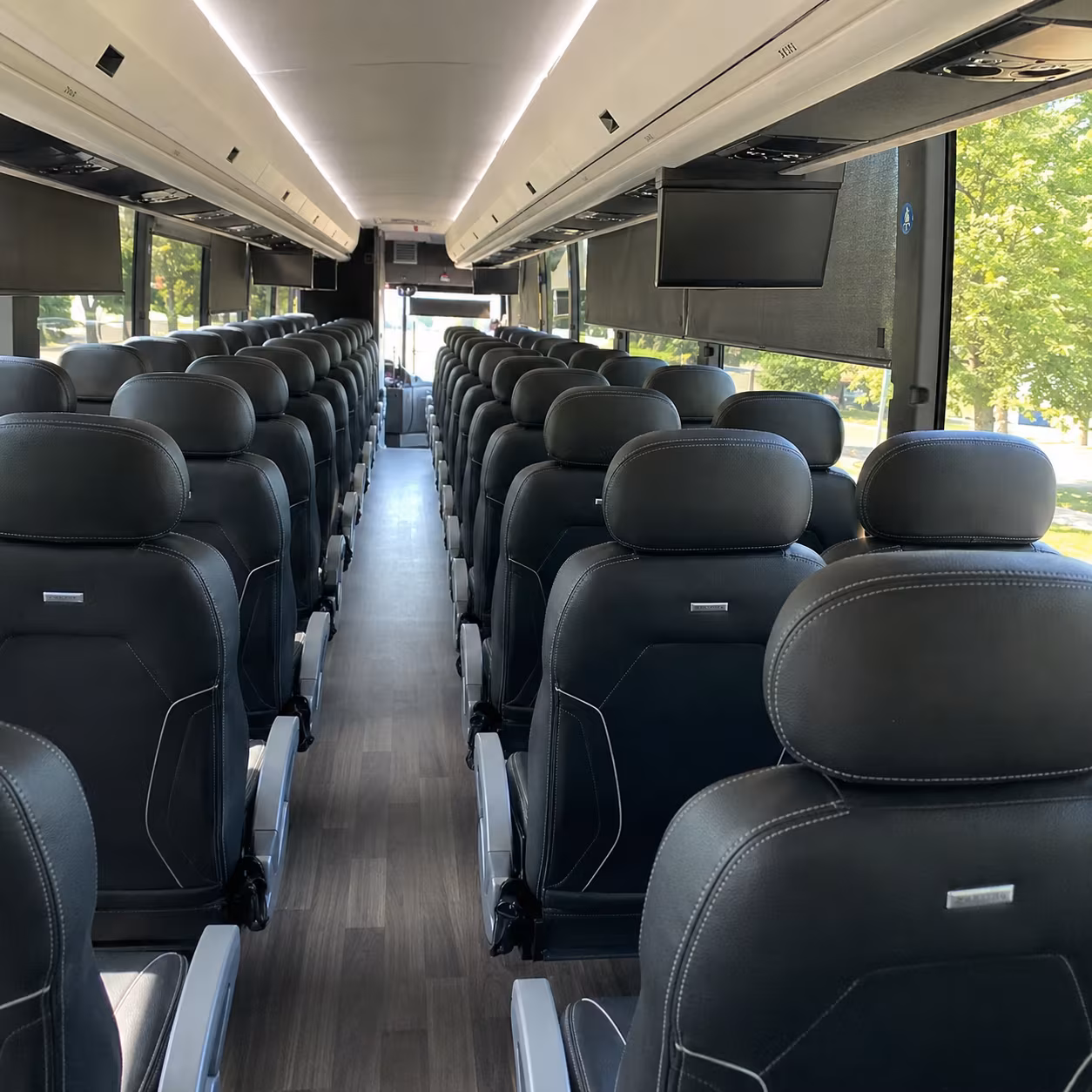 what makes a charter bus the smart choice for temecula wine tours